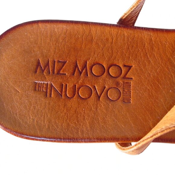 MIZ MOOZ The Nuovo T-Strap Thong Sandals w Gold Arrow Stud 40/9-9.5 - Picture 7 of 8